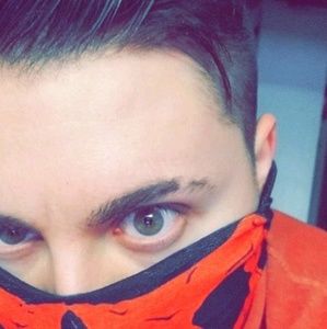 Meet your Posher, Edgar